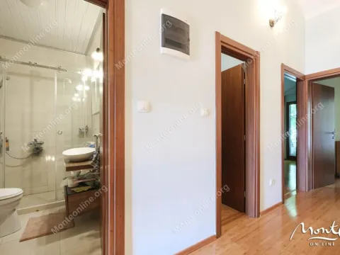 Prodaja, trosoban stan, 130m², Risan, Kotor - image 29