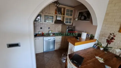 Izdavanje, četvorosoban stan, 112m², Grbavica, Novi Sad Sve Podlokacije - image 4
