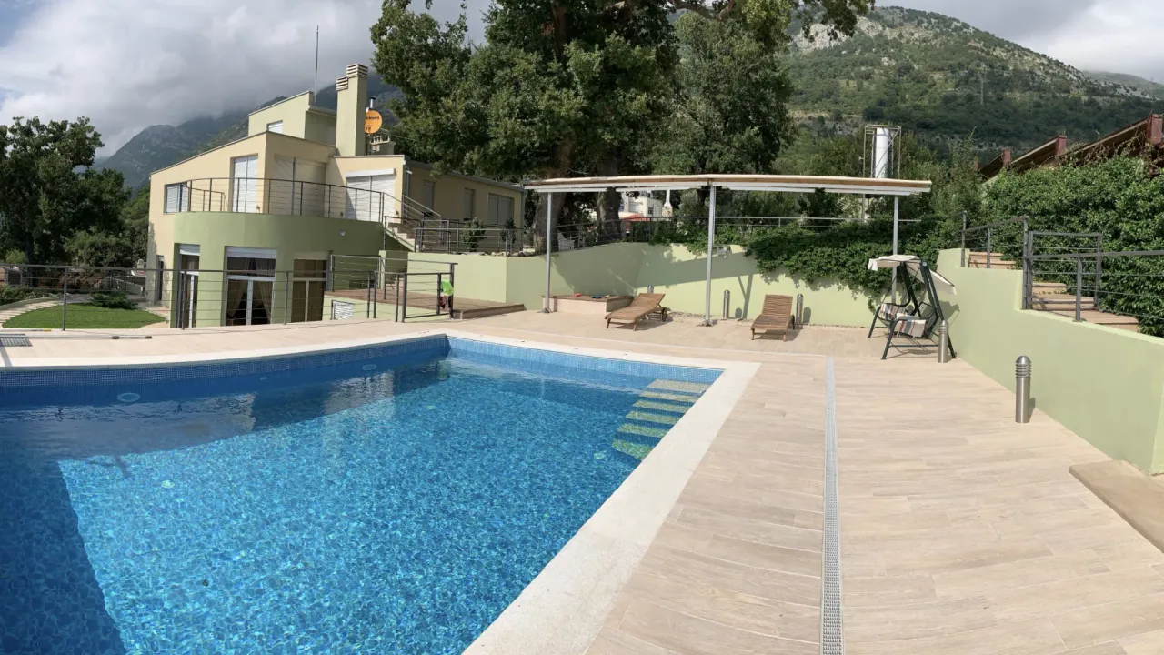 Sale, house, 370m², Sutomore, Bar