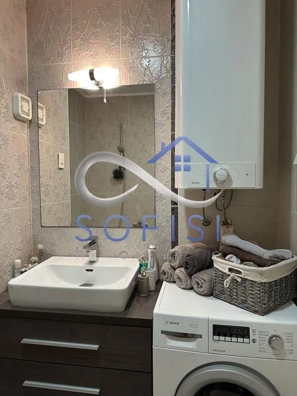 Prodaja, četvorosoban stan, 136m², Grbavica, Novi Sad Sve Podlokacije