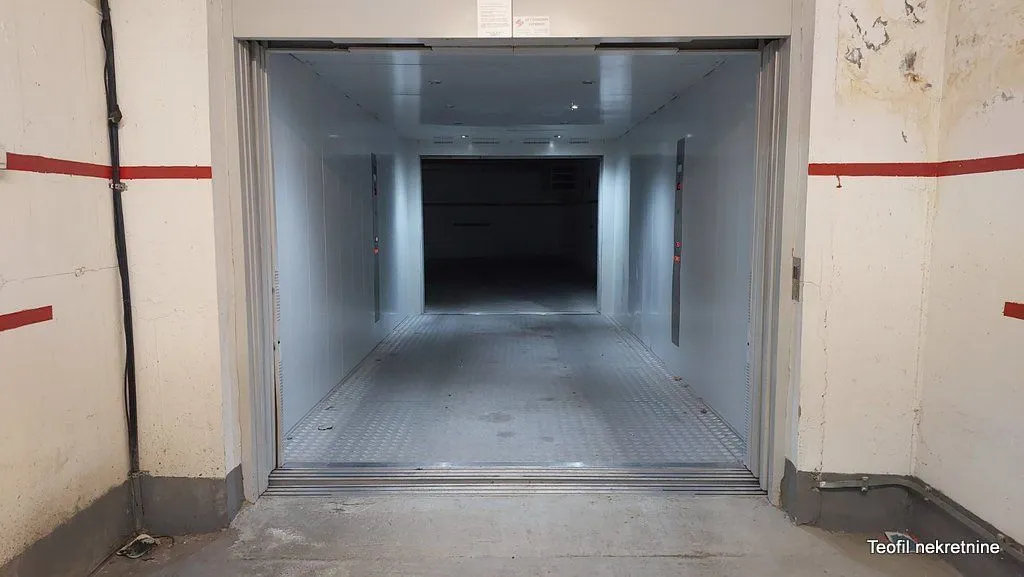 Sale, parking/garage, 14m², Vračar, Šid