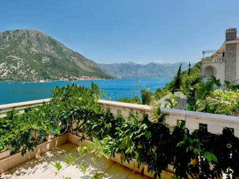 Prodaja, kuća, 235m², Kostanjica, Kotor - image 46