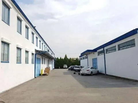 Izdavanje, poslovni prostor, 630m², Čukarica, Beograd - image 4