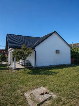 Izdavanje, kuća, 100m², Golubovci, Podgorica - image 3