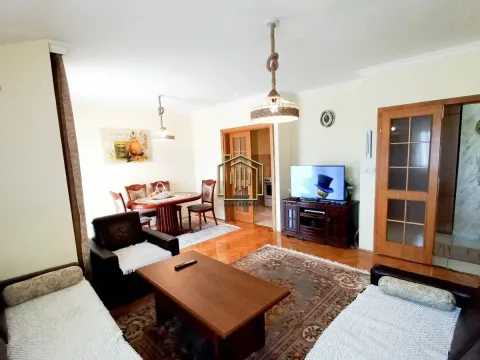 Izdavanje, jednosoban stan, 57m², Stari Aerodrom, Podgorica - image 2