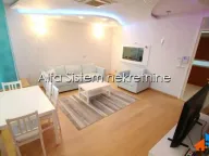 Izdavanje, kuća, 193m², Savski Venac, Beograd - image 3