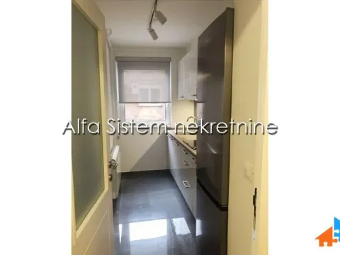 Izdavanje, trosoban stan, 70m², Kalenić Pijaca, Vračar Sve Podlokacije - image 3