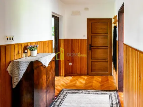 Sale, house, 370m², Tološi, Podgorica - image 18