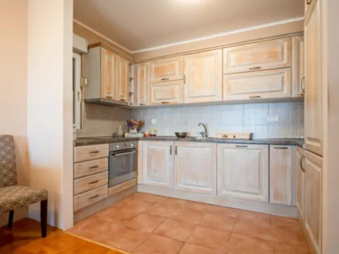 Sale, two bedroom apartment, 69m², Bar, Crna Gora - image 6