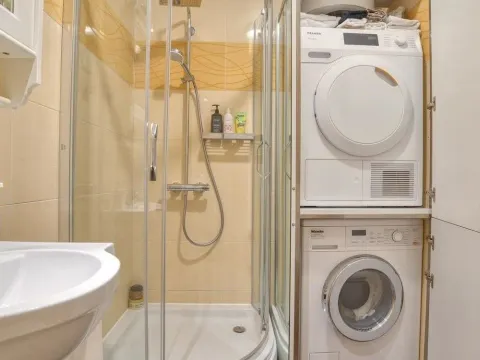 Prodaja, jednosoban stan, 40m², Gorica C, Podgorica - image 11