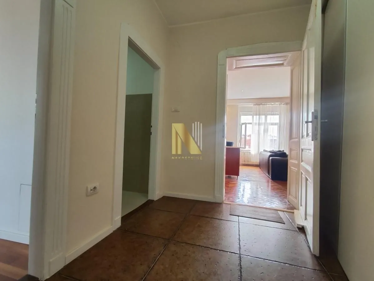 Prodaja, dvosoban stan, 63m², Centar, Novi Sad