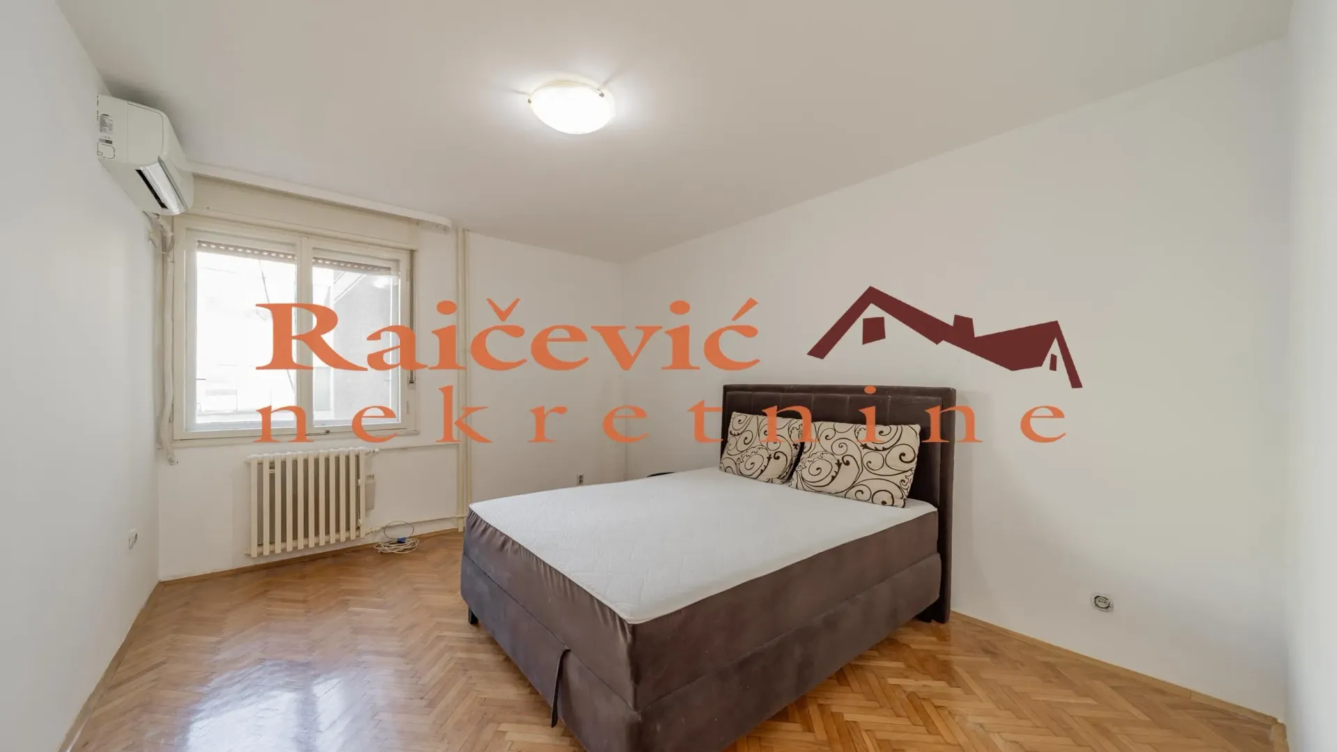 Prodaja, jednosoban stan, 38m², Kalenić Pijaca, Vračar Sve Podlokacije