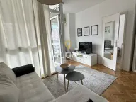 Izdavanje, jednosoban stan, 37m², City Kvart, Podgorica - image 1