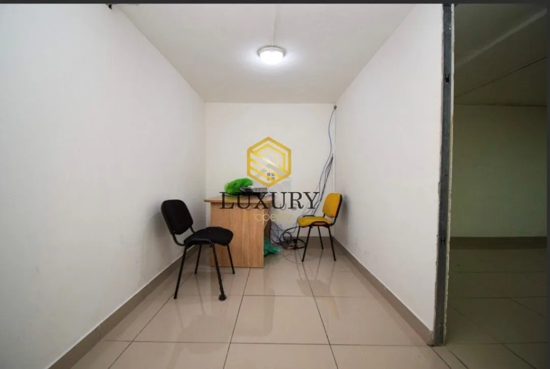 Rent, office space, 130m², Centar, Podgorica