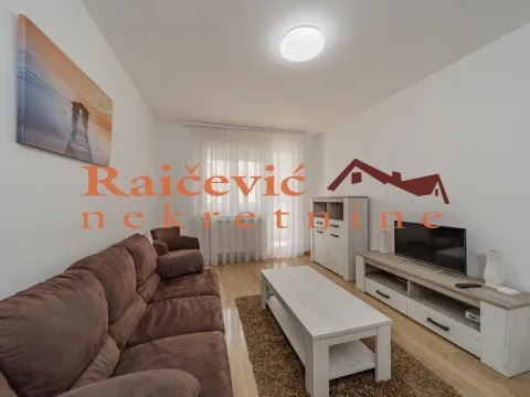 Izdavanje, trosoban stan, 66m², Tašmajdan, Palilula Sve Podlokacije - image 10