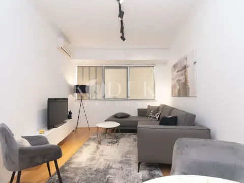 Rent, one bedroom apartment, 50m², Centar, Podgorica - image 1