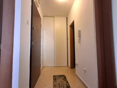 Rent, apartment, 60m², Preko Morače, Podgorica - image 6