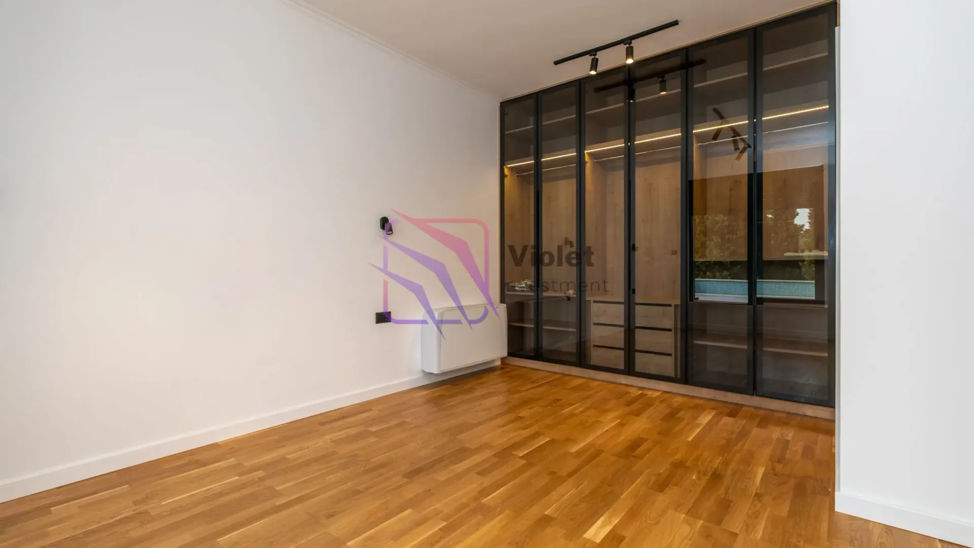 Izdavanje, kuća, 180m², Gornja Gorica, Podgorica