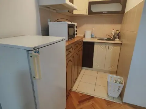 Prodaja, trosoban stan, 71m², Centar, Jagodina - image 7