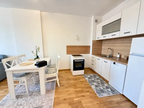 Prodaja, jednosoban stan, 45m², Bečići, Budva - image 3