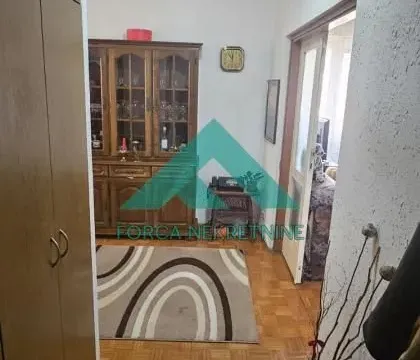 Sale, two bedroom apartment, 77m², Farmaceutski Fakultet, Voždovac Sve Podlokacije - image 4