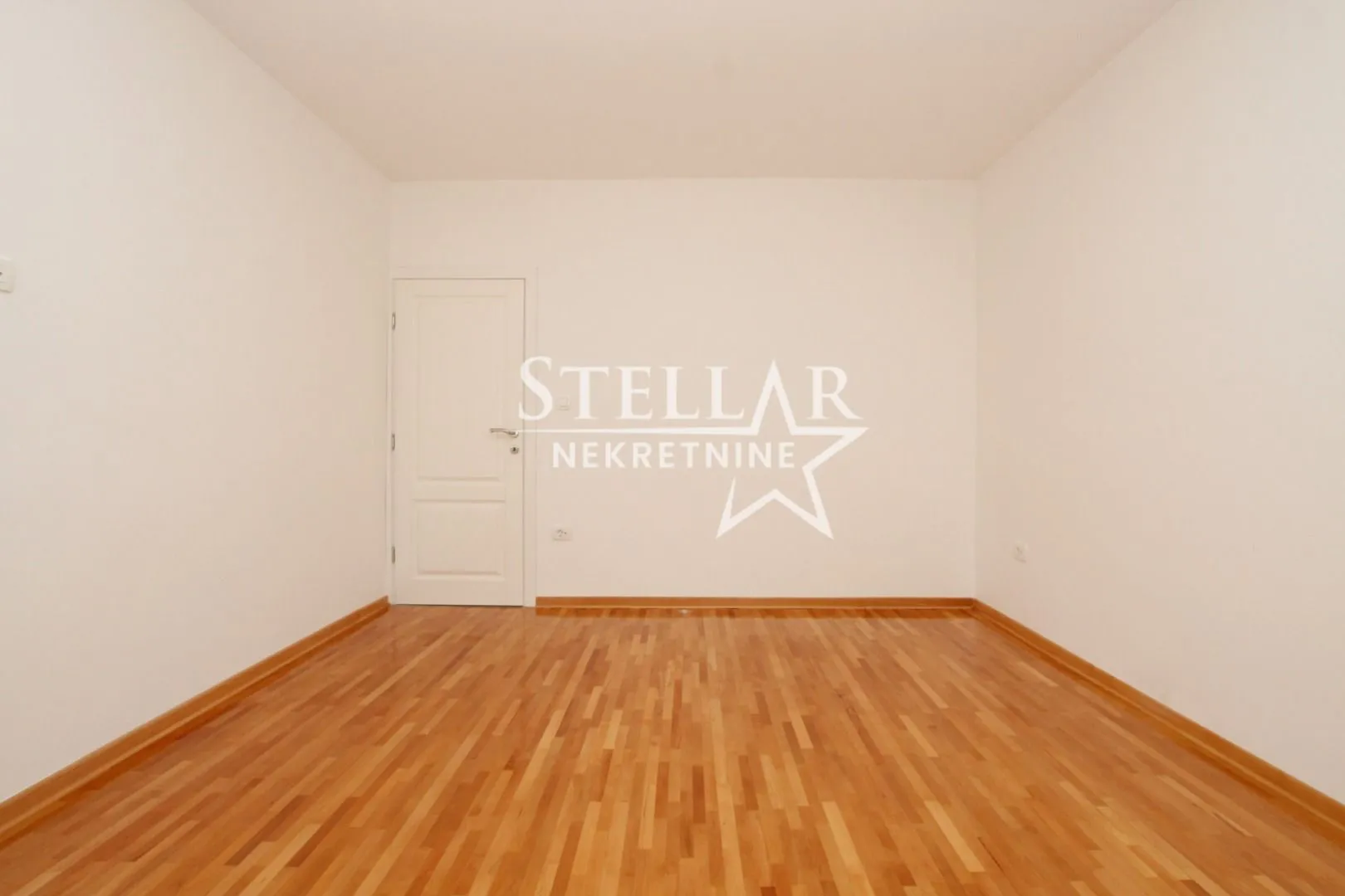 Rent, office space, 50m², Preko Morače, Podgorica