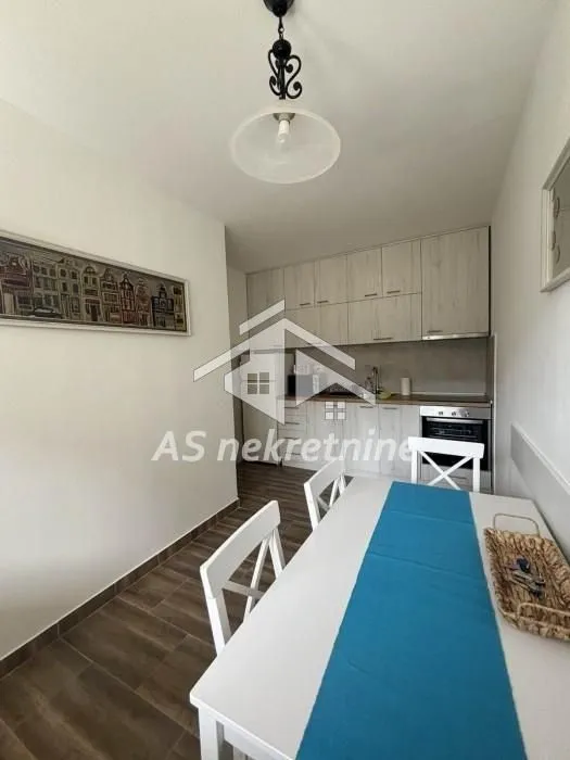 Rent, apartment, 66m², Južni Bulevar, Vračar Sve Podlokacije