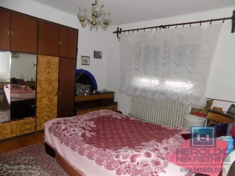 Prodaja, kuća, 264m², Branko Krsmanović, Paraćin - image 15