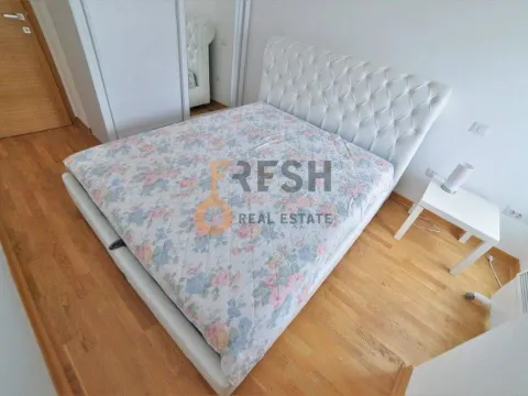 Izdavanje, jednosoban stan, 41m², City Kvart, Podgorica - image 12