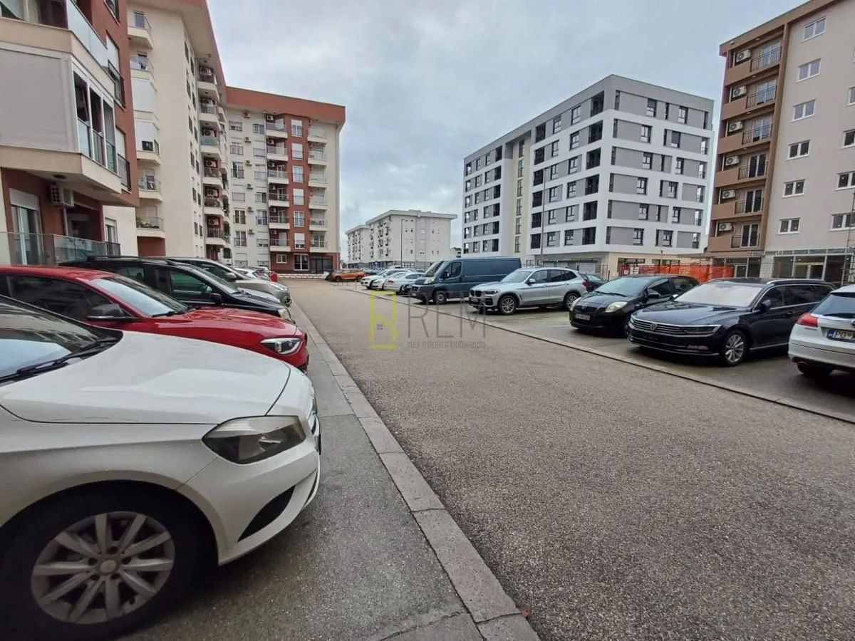 Prodaja, jednosoban stan, 43m², Stari Aerodrom, Podgorica