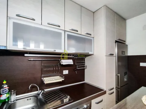 Izdavanje, dvosoban stan, 60m², Kod Big Fashion-a, Podgorica - image 10