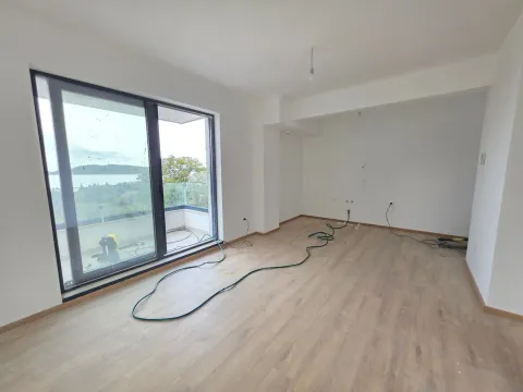 Sale, one bedroom apartment, 57m², Kamenovo, Budva - image 1