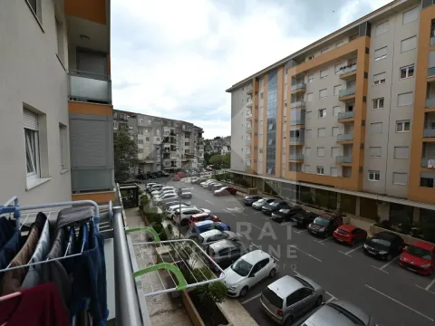 Izdavanje, dvosoban stan, 64m², City Kej, Podgorica - image 16