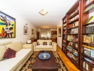 Izdavanje, trosoban stan, 90m², Centar, Podgorica - image 1