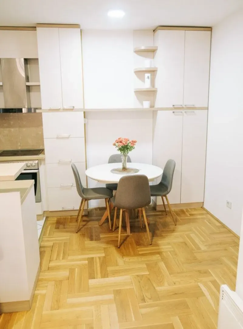 Izdavanje, dvosoban stan, 56m², City Kvart, Podgorica