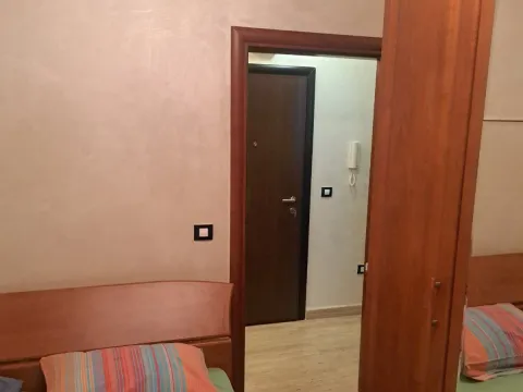 Izdavanje, jednosoban stan, 45m², Luka Bar, Bar - image 7