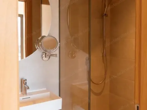 Prodaja, dvosoban stan, 88m², Porto Montenegro, Tivat - image 8