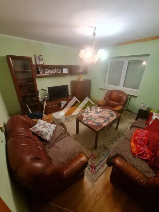 Rent, house, 250m², Sremska Kamenica, Petrovaradin