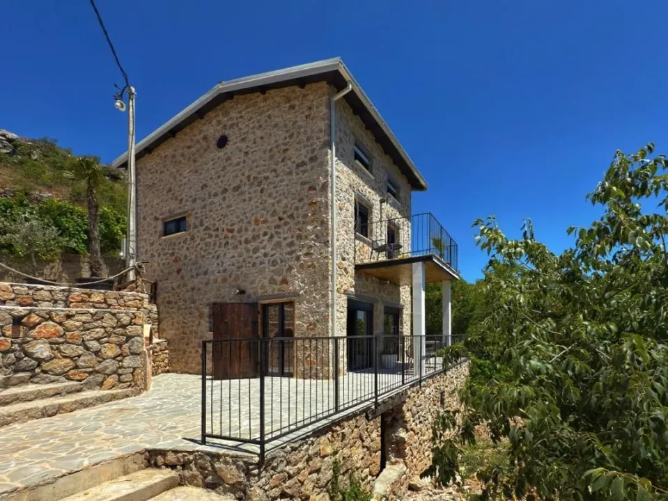 Sale, house, 100m², Dobra Voda, Budva