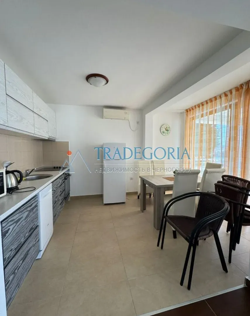 Prodaja, dvosoban stan, 81m², Dobra Voda, Bar
