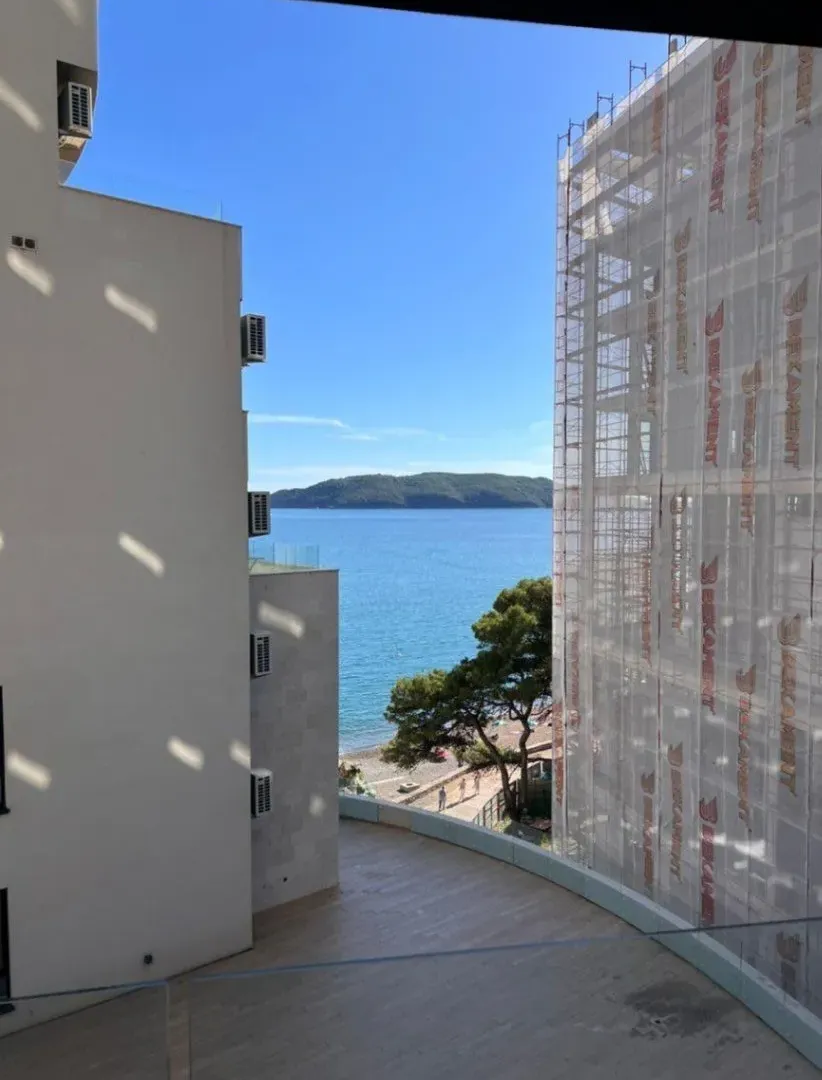 Sale, one bedroom apartment, 57m², Rafailovići, Budva