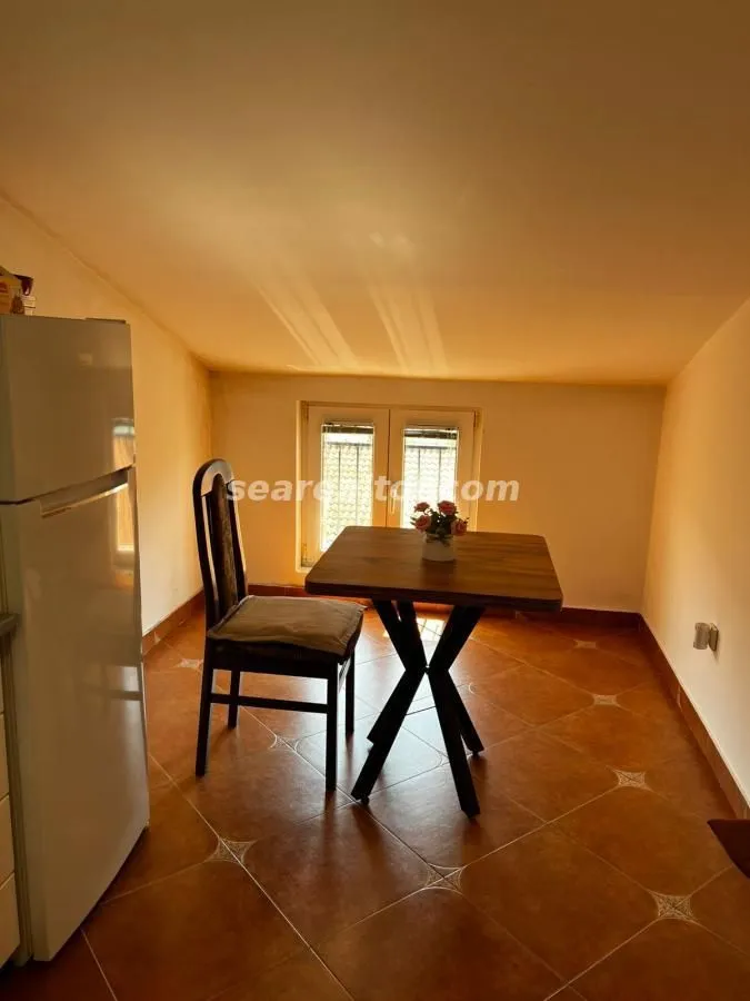 Prodaja, trosoban stan, 88m², Dobrota, Kotor