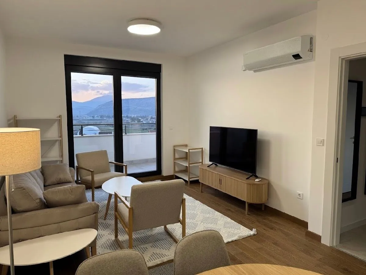 Rent, three bedroom apartment, 96m², Tološka šuma, Podgorica