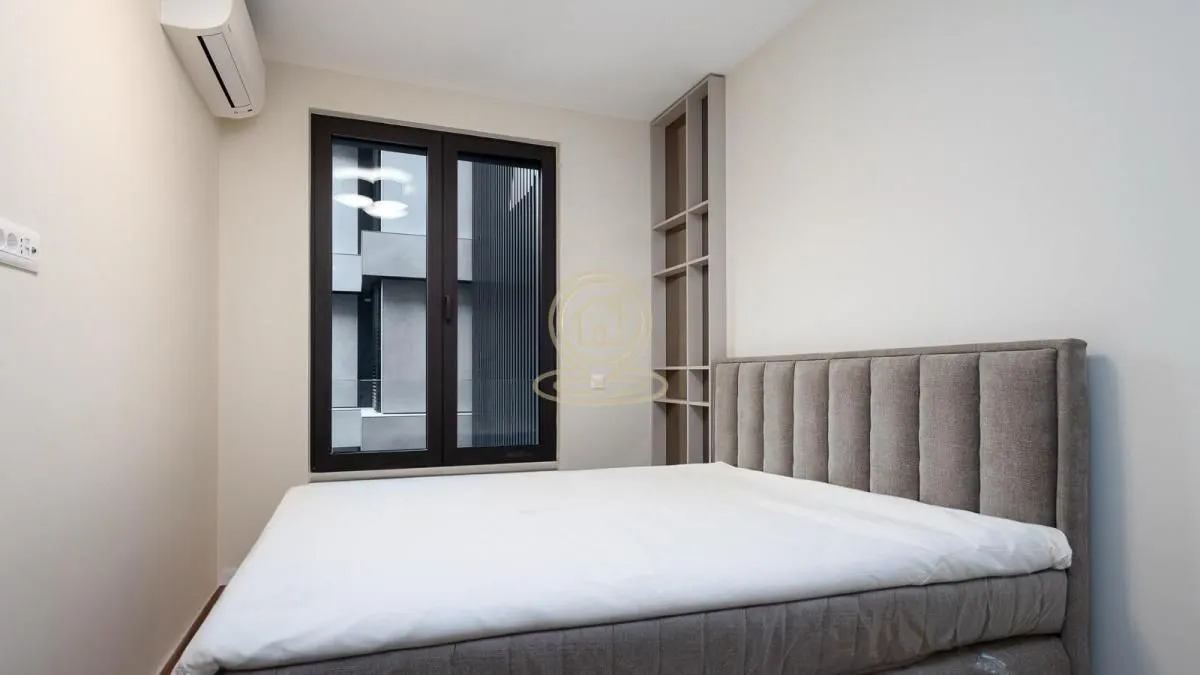Izdavanje, trosoban stan, 75m², Stari Grad, Beograd