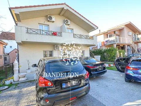 Sale, house, 226m², Blok 9, Podgorica - image 4