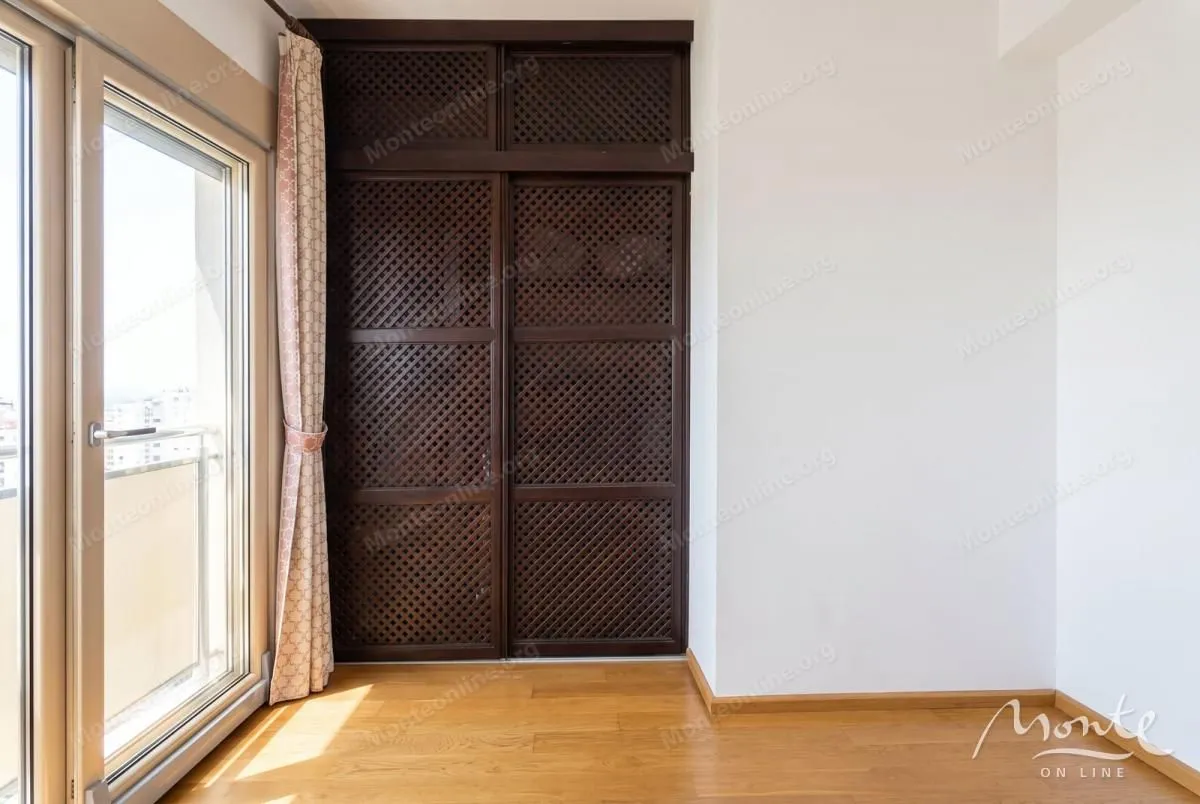 Sale, three bedroom apartment, 98m², Bečići, Budva
