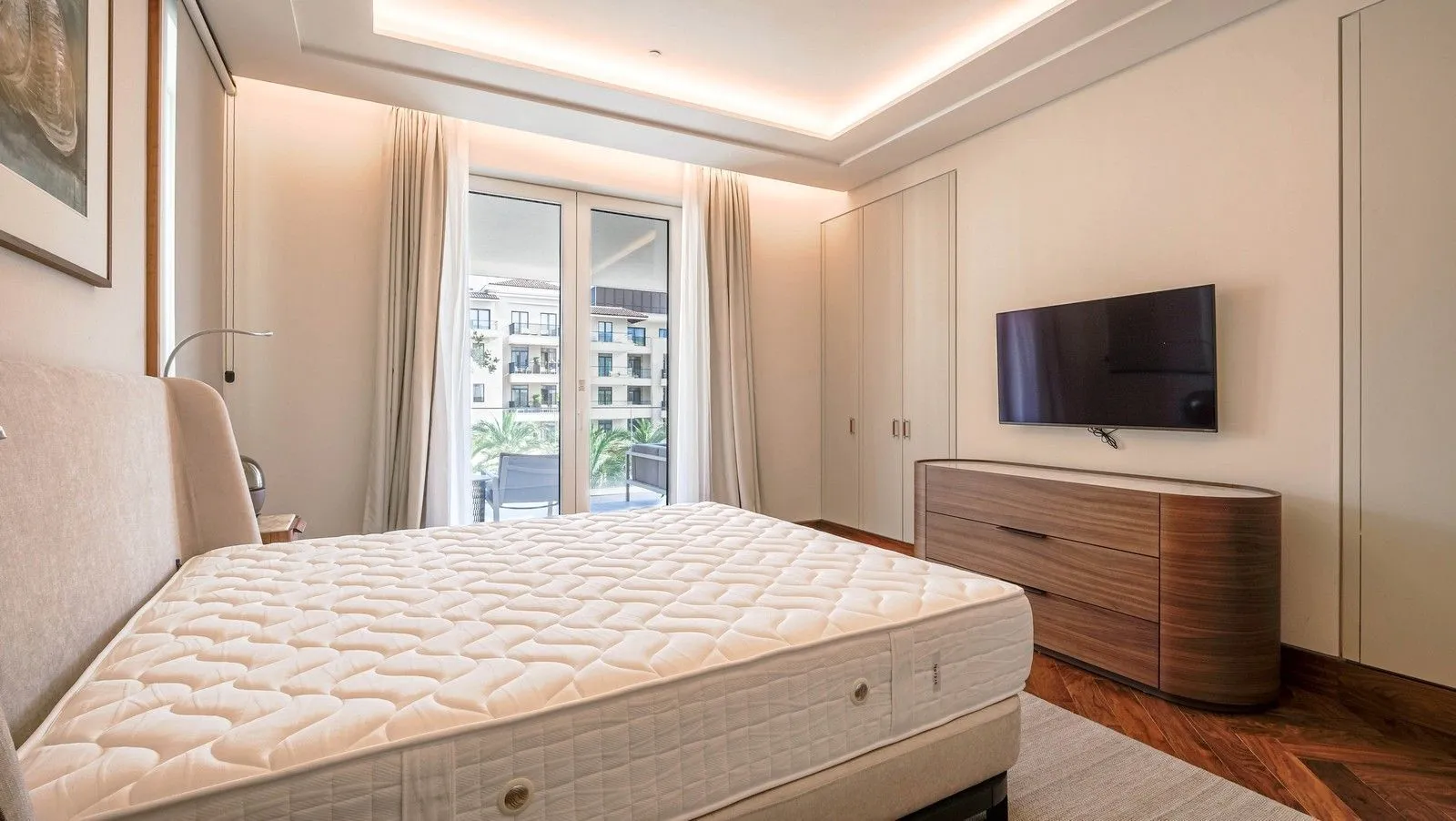 Prodaja, dvosoban stan, 183m², Tivat, Crna Gora