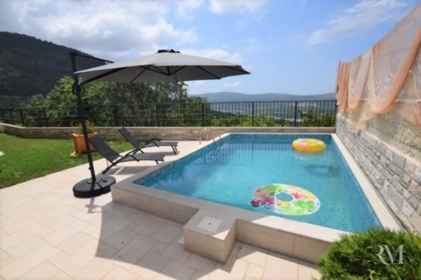 Sale, house, 220m², Kavač, Kotor