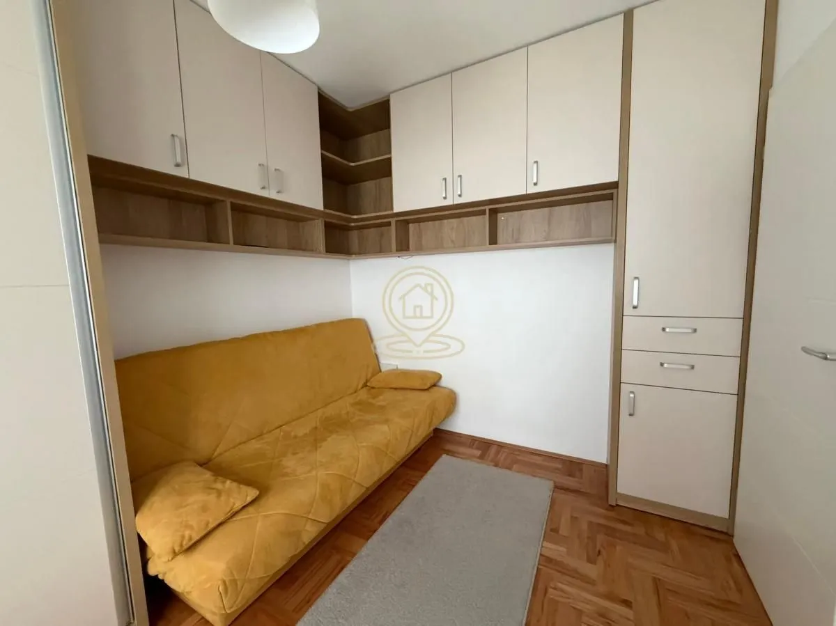 Prodaja, dvosoban stan, 40m², Crveni Pevac, Niš