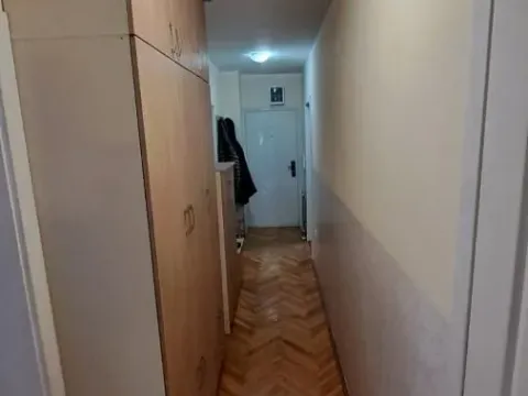 Izdavanje, trosoban stan, 70m², Nova Detelinara, Novi Sad Sve Podlokacije - image 12